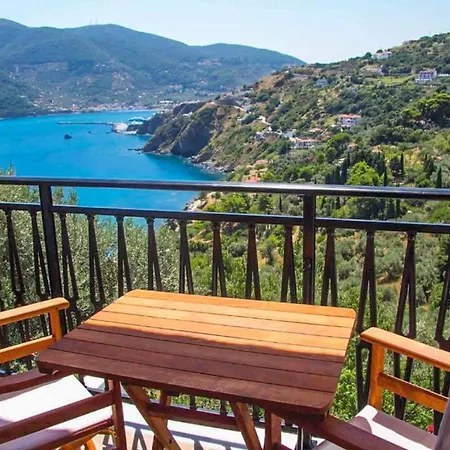 Villa Elena Glysteri