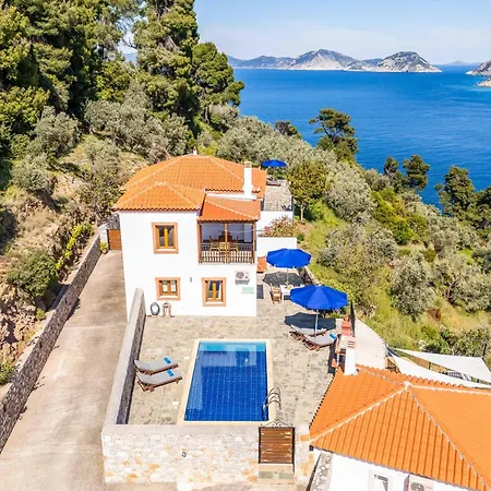 Villa Elena Glysteri